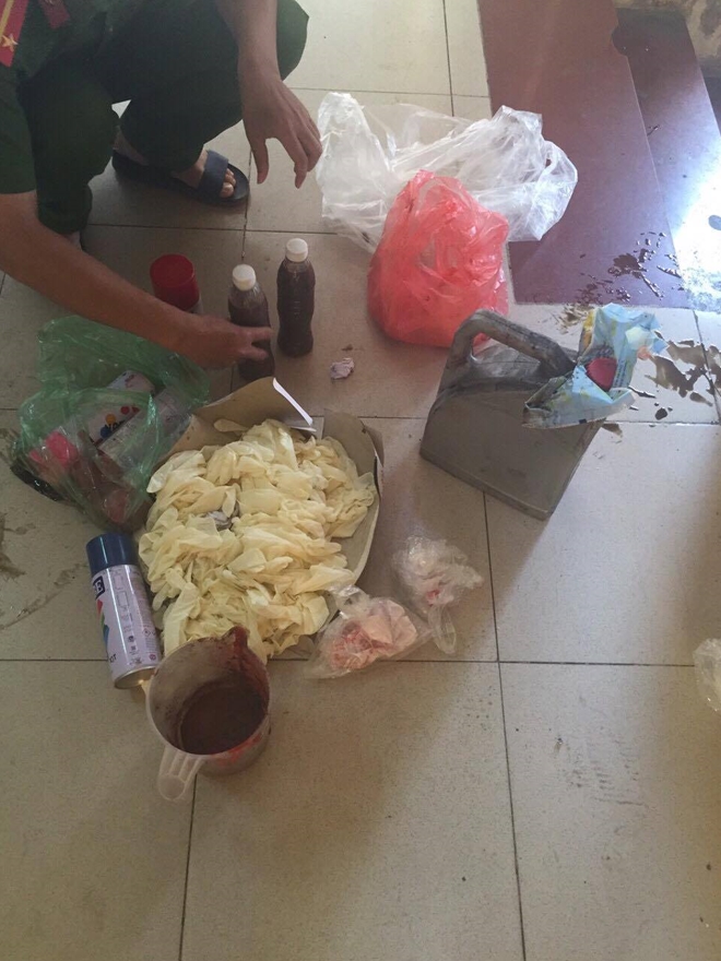 triet xoa o nhom doi no thue chuyen nghiep voi nhieu chieu tro cuc di