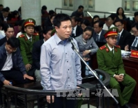 tam anh co gai lay mang chang trai 17 tuoi