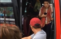 da cham dut hop dong voi phu xe nem do doa danh du khach o nha trang