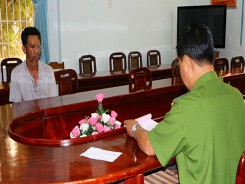 Báo giả bị cướp 10 tỉ đồng để 'người ta nghĩ gia đình tôi giàu có'