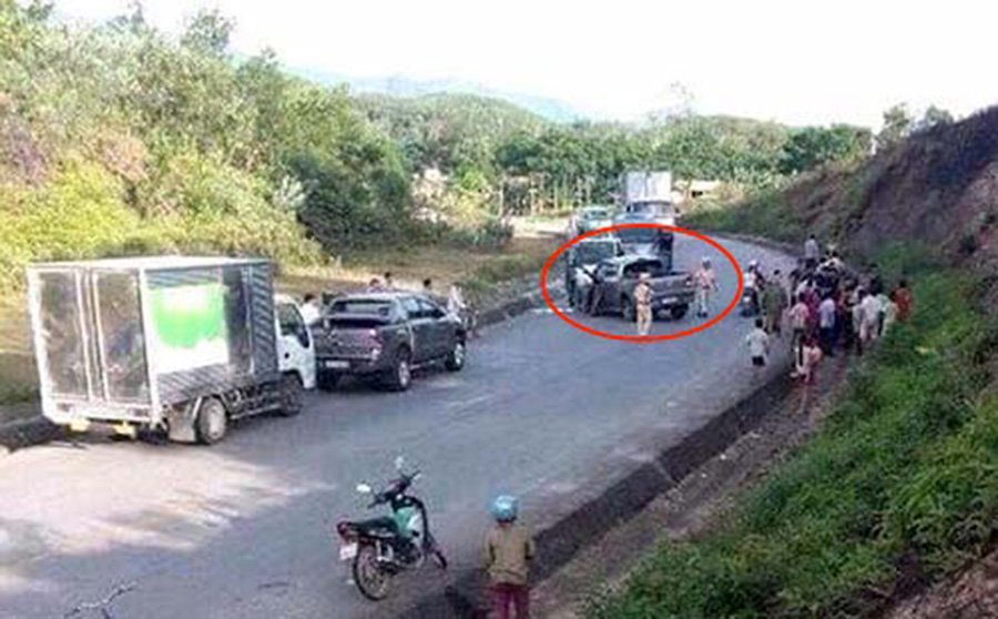 canh sat chot chan ban thung lop xe ban tai cho 19 banh heroin