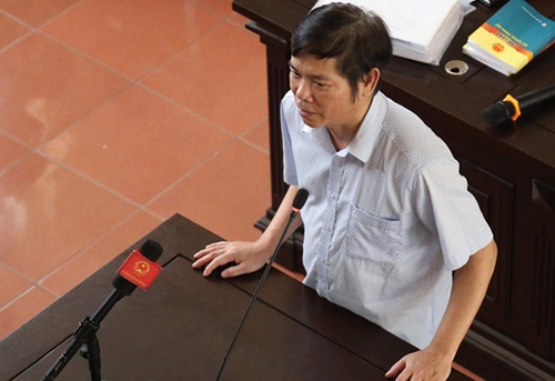 vu chay than 9 nguoi tu vong vi sao pgd benh vien hoa binh bi khoi to