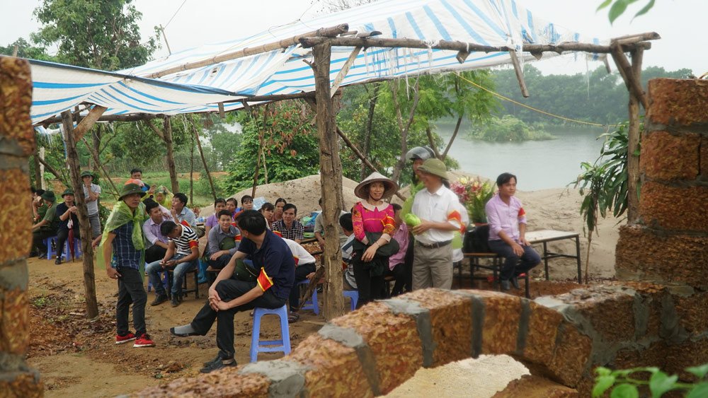 Tháo dỡ toàn bộ 'cung điện công chúa' 9.000m2 mọc trên đất Ba Vì thao do toan bo cung dien cong chua 9000m2 moc tren dat ba vi