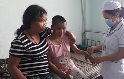 Lộ thêm những đòn tra tấn man rợ của bà chủ mất nhân tính ở Gia Lai