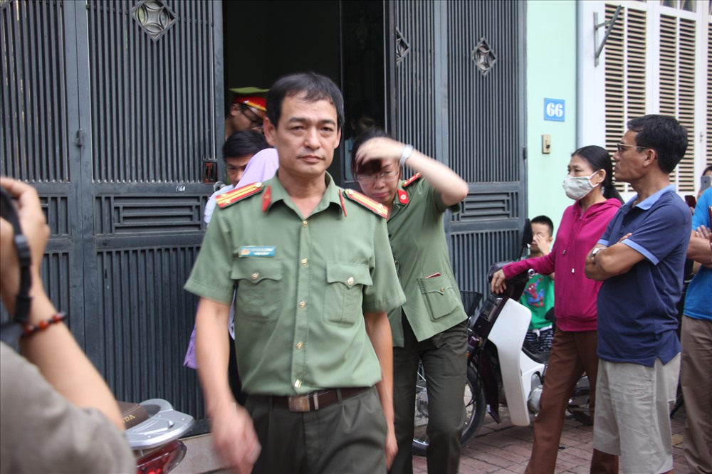can canh kham xet noi o noi lam viec cua 5 can bo so gddt son la