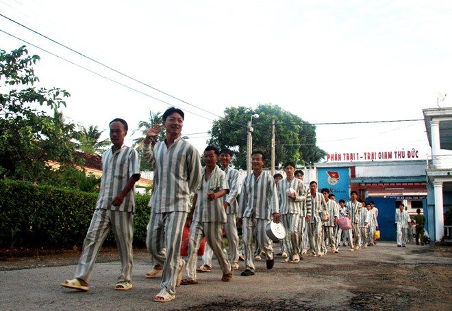 vi sao nguoi vo bi giet o phong hanh phuc mang duoc dao vao z30d