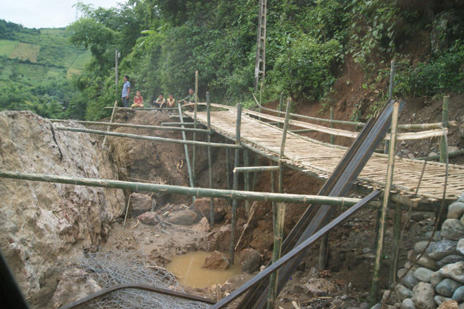 muong la 5 ngay sau lu lich su ngon ngang dat da cui go
