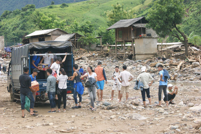 muong la 5 ngay sau lu lich su ngon ngang dat da cui go