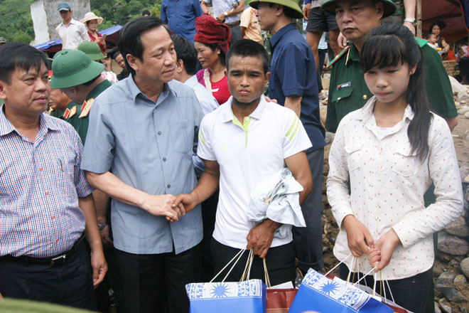 muong la 5 ngay sau lu lich su ngon ngang dat da cui go
