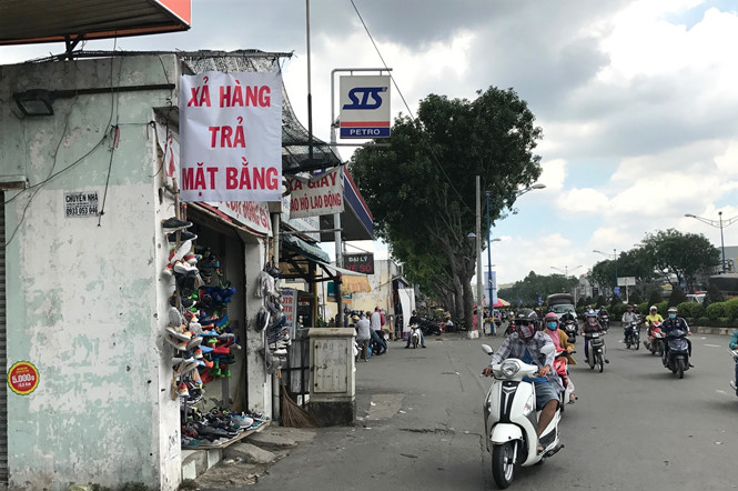 nhieu ki ot quanh san bay tan son nhat xa hang truoc gio giai toa