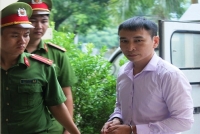 vien chuc singapore bi cao buoc nhan hoi lo tinh duc de gia han visa