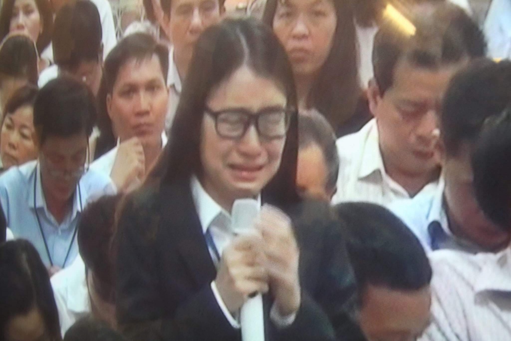dien vien quynh tu trong vu ha van tham khoc nuc no tai phien toa