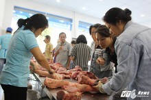 Tăng thuế VAT lên 12%: 'Người nghèo không bị ảnh hưởng'