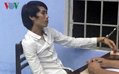 Con trai sát hại cha ruột vì cuộn dây điện