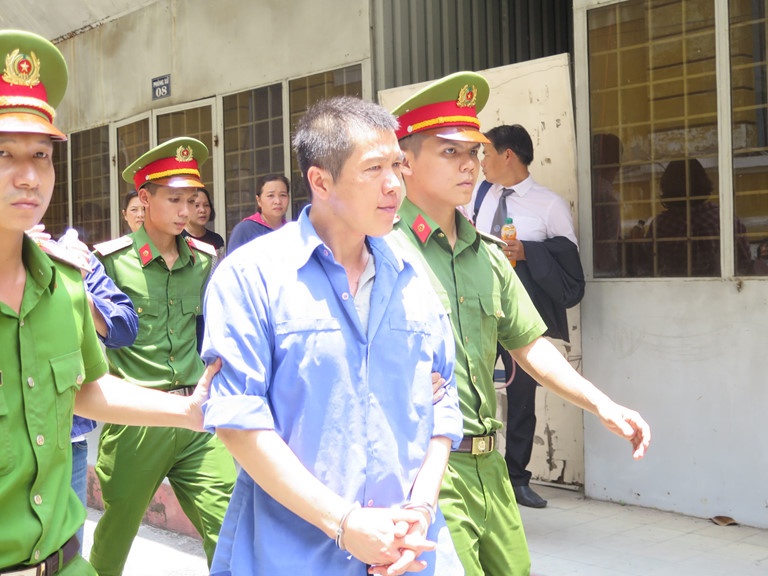 xu vu mua ban logo xe vua loc phat dinh den cuu csgt dong nai