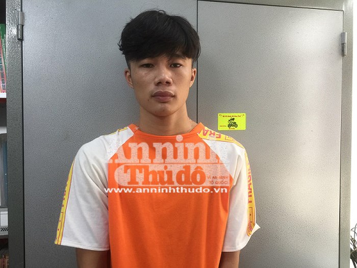 di phuot voi trai la co gai bi cuop vang va suyt bi ham hai