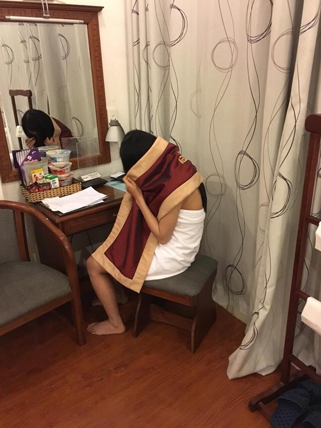 Kiểm tra nhà hàng phát hiện tiếp viên 'đi khách' với giá 5 triệu đồng kiem tra nha hang phat hien tiep vien di khach voi gia 5 trieu dong