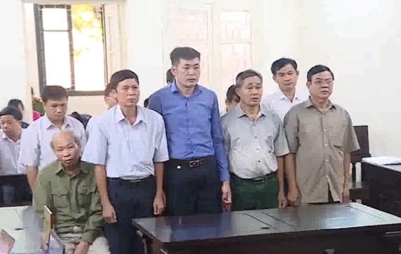 Giảm án cho 9 cựu cán bộ trong vụ sai phạm đất đai ở Đồng Tâm giam an cho 9 cuu can bo trong vu sai pham dat dai o dong tam