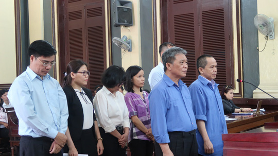 bat nguyen pho tong giam doc trustbank