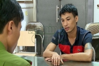 nhom thanh nien dung gay kiem truy sat doi thu den chet