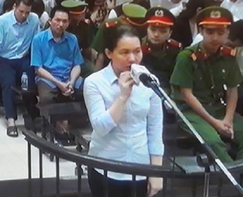 truc tiep phien toa vu an ha van tham sang 119 vi sao 4 chop bu cong ty loc hoa dau binh son bi trieu tap toi toa