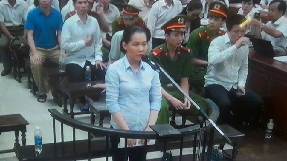 truc tiep phien toa vu an ha van tham sang 209 ong nguyen xuan son tu bao chua cho minh