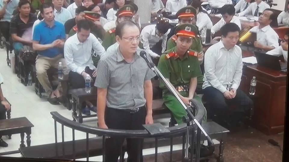 truc tiep phien toa vu an ha van tham chieu 209 ong son xin duoc khac phuc hau qua va huong khoan hong