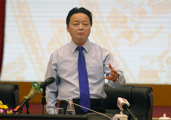 bo truong tran hong ha noi gi ve viec ha noi doi dat lay cac cay cau