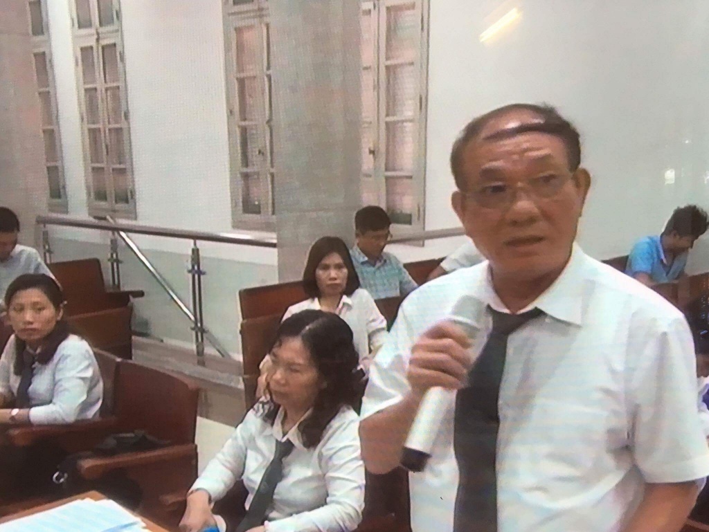 truc tiep phien toa vu an ha van tham chieu 239 luat su tranh cai nay lua