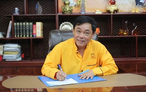 nhung triet ly kinh doanh gan voi ten tuoi nguoi giau viet