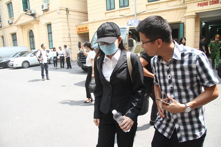 phien toa vu an ha van tham ngay 299 nguyen xuan son bi tuyen tu hinh chung than cho ha van tham