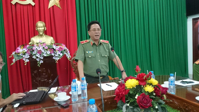hop bao vu ba me to bi hiep dam 2 lan loi khai nan nhan nhieu mau thuan