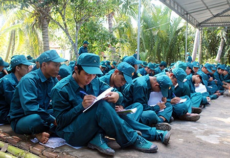 da di dan quan tu ve co phai tham gia nghia vu quan su