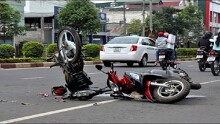 Có cần tước giấy phép lái xe trong vụ án vi phạm giao thông đường bộ?