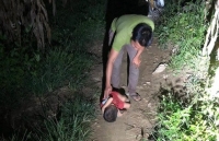 ong ba nhan chau lam con nuoi duoc khong
