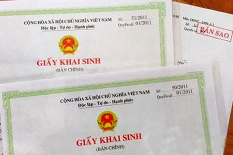 giay khai sinh bi sai co lam lai duoc khong