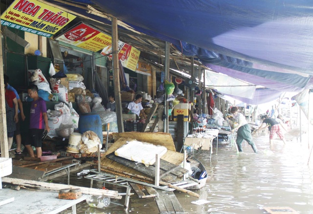 mua ngap thanh pho tieu thuong cho vinh trang tay sau mot dem