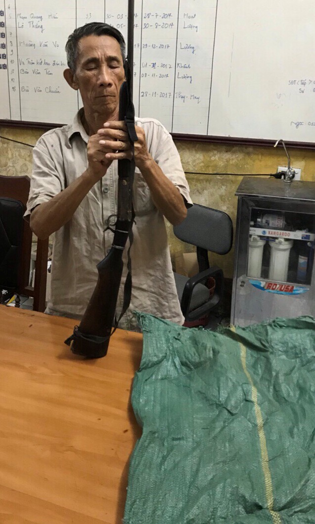 chiec ho lo 15 ty dong va cai chet bat thuong cua nguoi lai xe