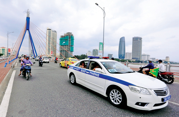 da nang nhung tuyen duong nao cam luu thong dip apec