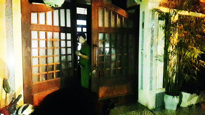 can canh tai san cua 8 can bo lien quan den vu nhom bi de nghi phong toa