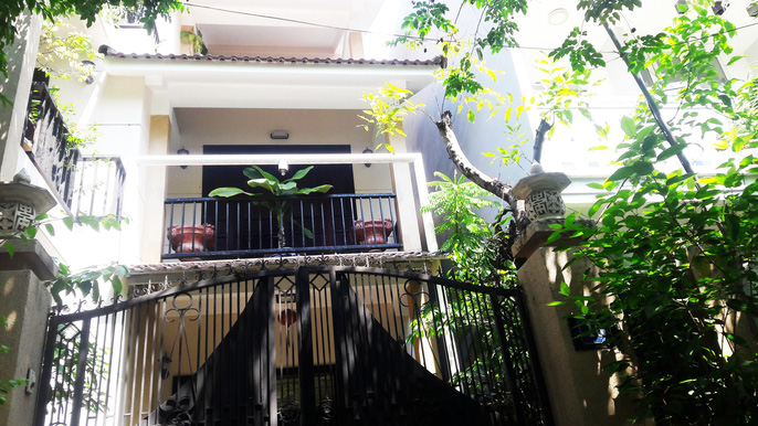 can canh tai san cua 8 can bo lien quan den vu nhom bi de nghi phong toa