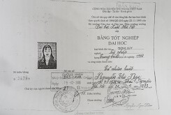 Vụ nữ thẩm phán dùng bằng cấp 3 giả: ĐH Luật Hà Nội 'bác' đề nghị phục hồi bằng cử nhân luật