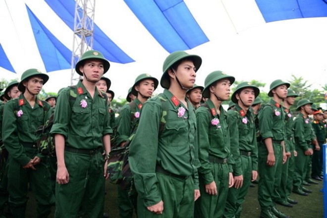 con mot trong gia dinh co phai thuc nghia vu quan su khong
