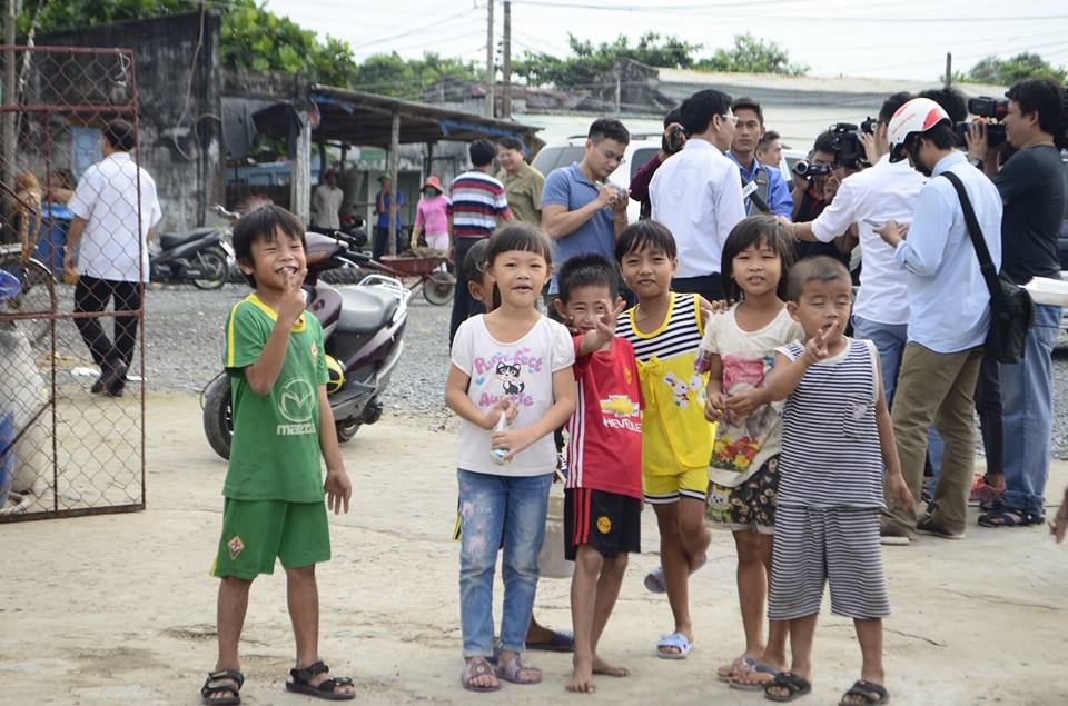 cap nhat dien bien con bao so 12 khanh hoa cam dan ra duong