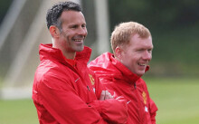 Ryan Giggs và Paul Scholes đến Việt Nam dự khai trương học viện bóng đá