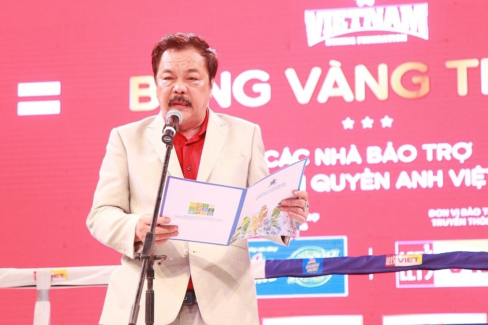 man nhan voi san dau boxing lan dau tien duoc to chuc ngoai troi