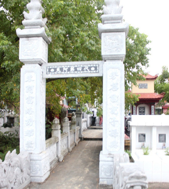 dao mo trom tro cot doi chuoc 25 ti dong