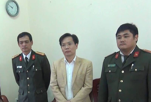 hang loat can bo o son la bi khoi to gom nhung ai