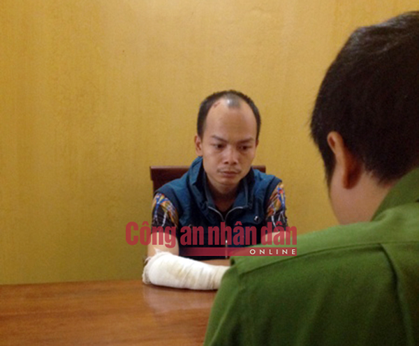 phia sau vu dung xang dot nha dam hai nguoi bi thuong