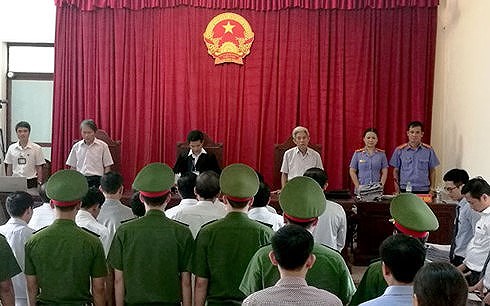 hoan phien toa xet xu phuc tham vu sai pham dat dai o dong tam